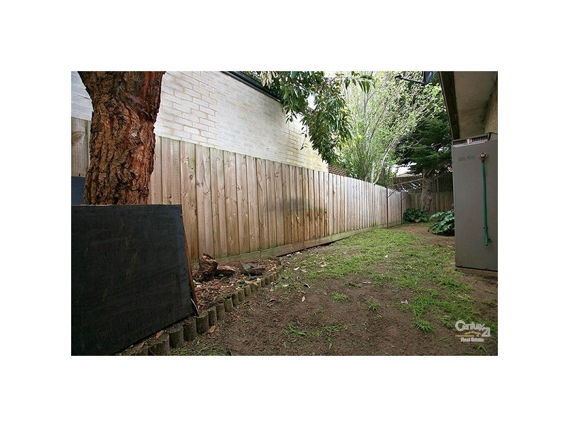 2,25 Frank Street, Frankston VIC 3199