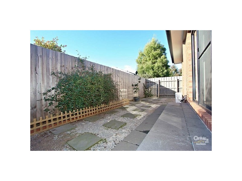 3, 19 Hodges Street, Seaford VIC 3198