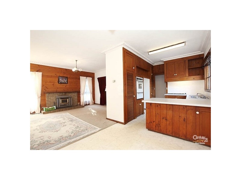 24 Neil Street, Frankston South VIC 3199