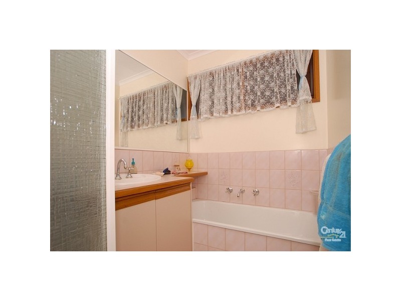 41 Pardalote Avenue, Carrum Downs VIC 3201