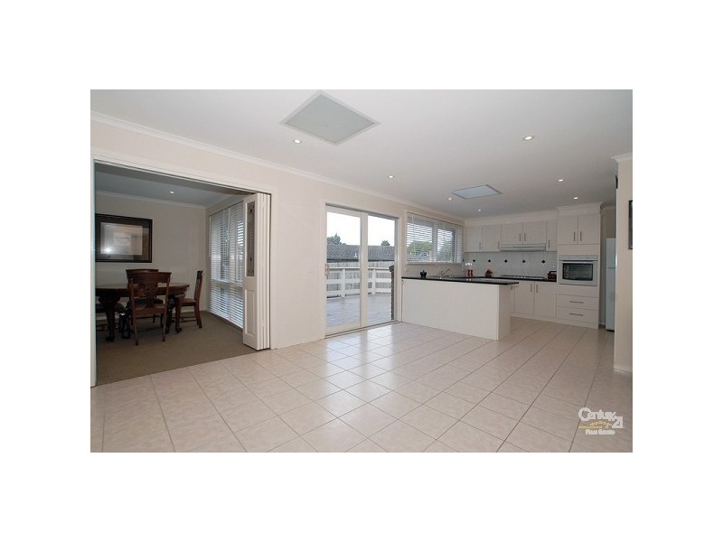7 Dalkeith Court, Frankston VIC 3199