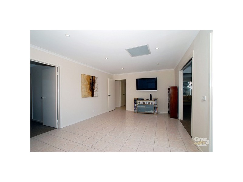 7 Dalkeith Court, Frankston VIC 3199