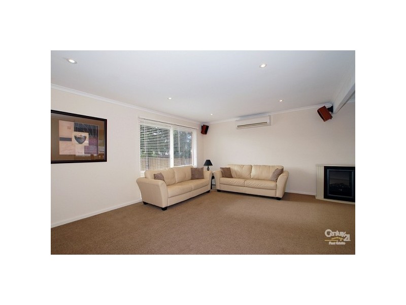 7 Dalkeith Court, Frankston VIC 3199