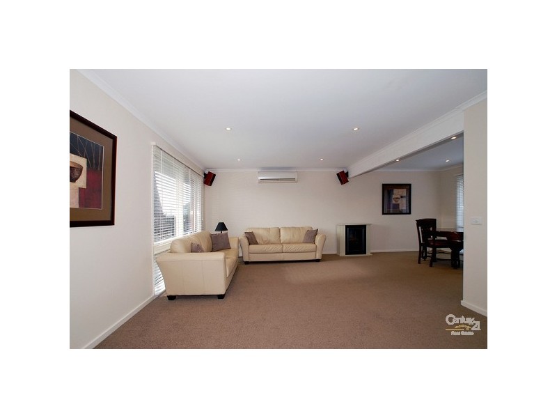7 Dalkeith Court, Frankston VIC 3199