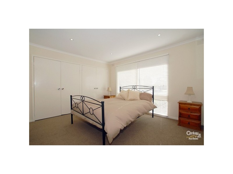 7 Dalkeith Court, Frankston VIC 3199
