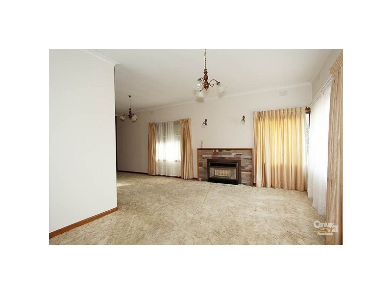 41 Leonard, Frankston VIC 3199