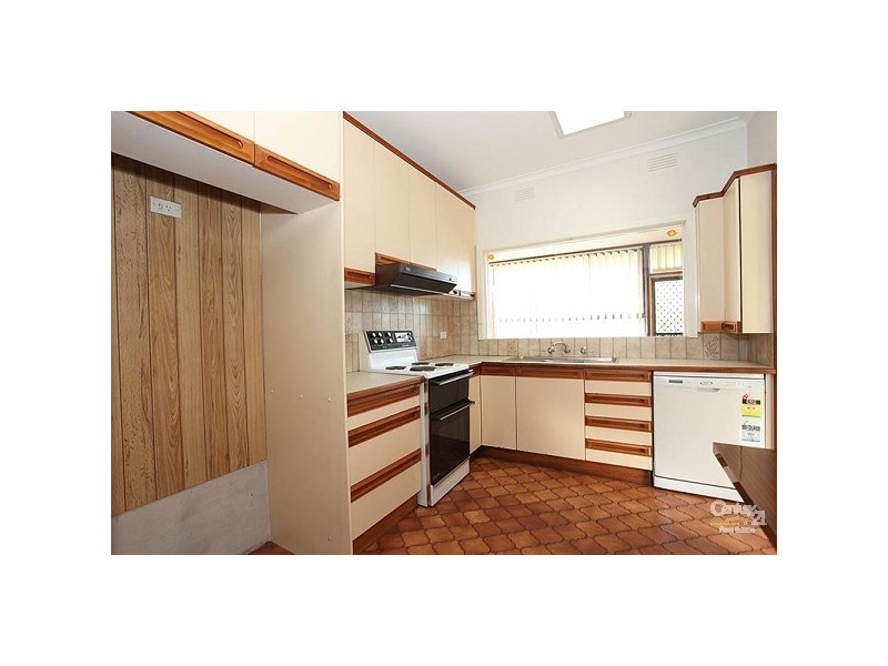 41 Leonard, Frankston VIC 3199