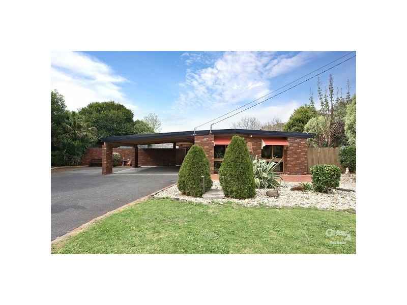 6 Eastbourne Court, Frankston VIC 3199