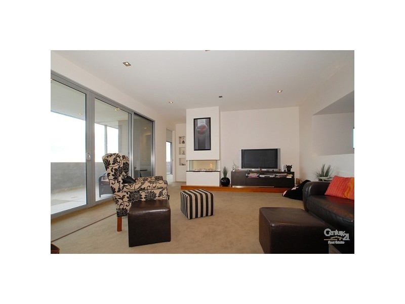 87 Cobb Road, Mount Eliza VIC 3930