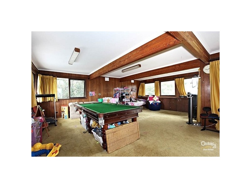 9 The Trossachs, Frankston VIC 3199