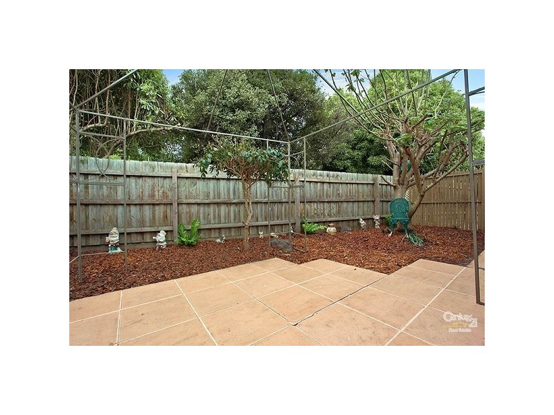 6 Eastbourne Court, Frankston VIC 3199