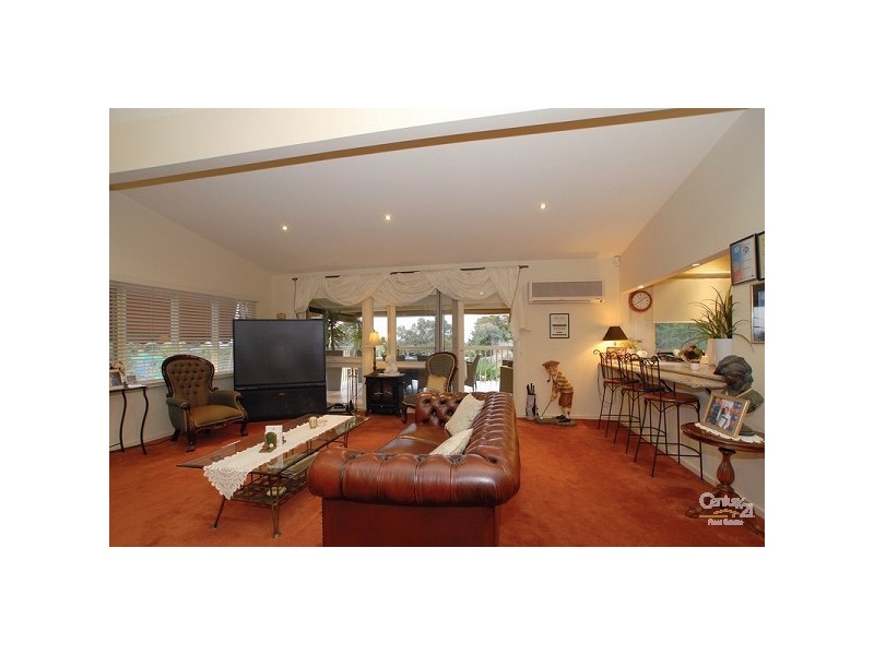 6 Altair Close, Frankston VIC 3199