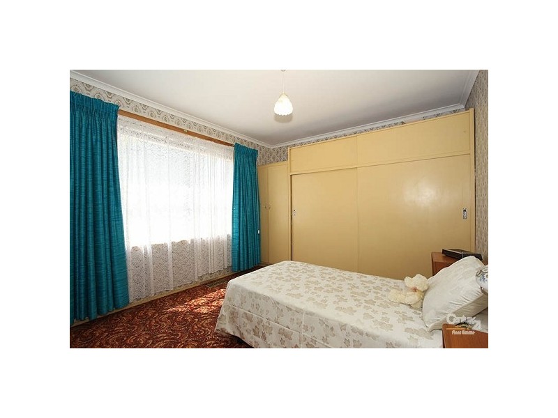 5 Jarrah Court, Frankston North VIC 3200