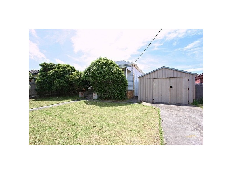 12 Finlay Street, Frankston VIC 3199