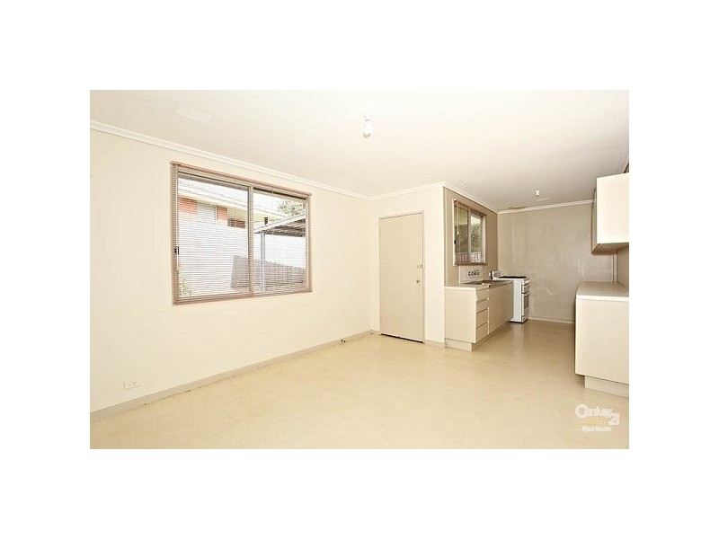 106 Rosemary Crescent, Frankston North VIC 3200