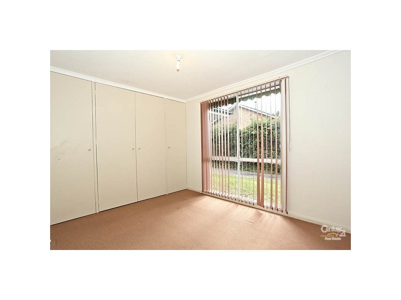 106 Rosemary Crescent, Frankston North VIC 3200