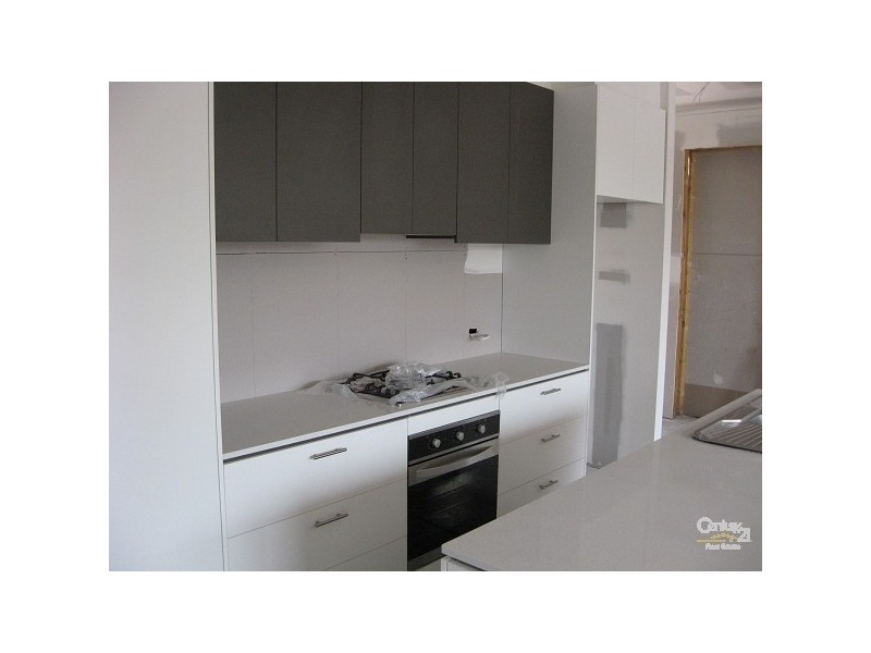 2/27 Kelso Street, Frankston VIC 3199