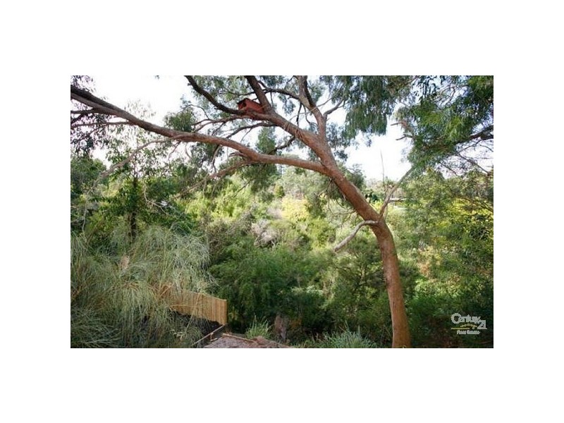 42 Woolston Drive, Frankston South VIC 3199