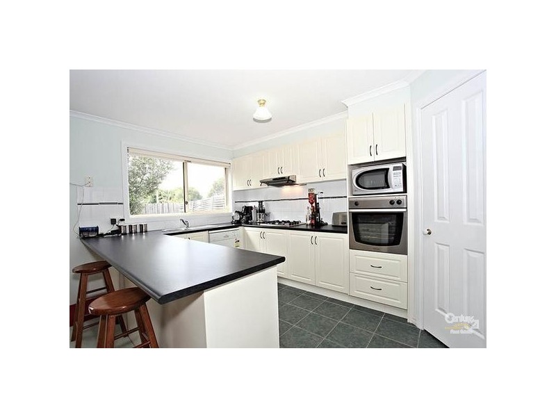 2/2 Boronia Close, Frankston VIC 3199