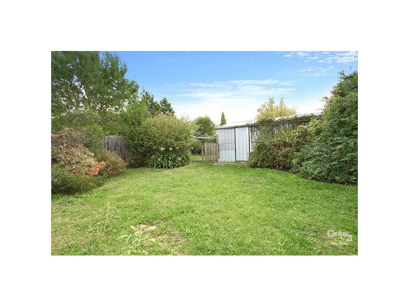 17 Raphael Crescent, Frankston VIC 3199
