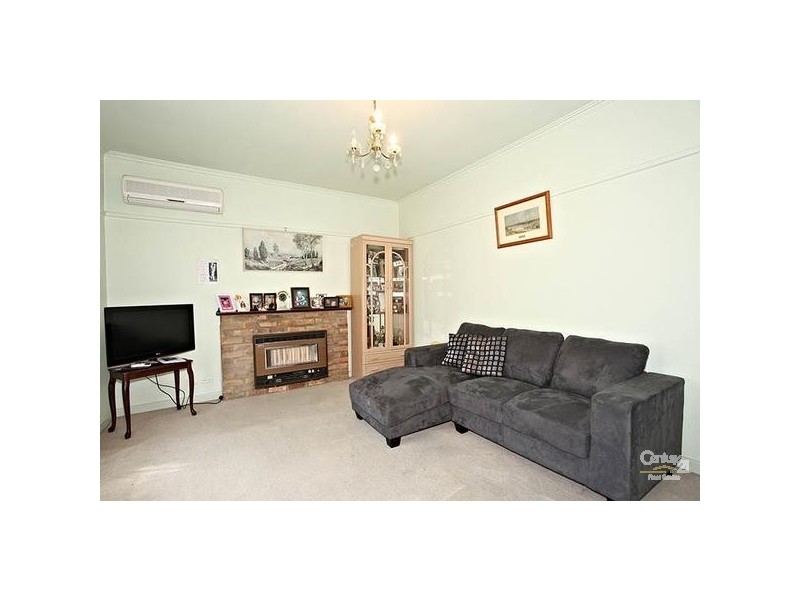 33 Yuille Street, Frankston VIC 3199