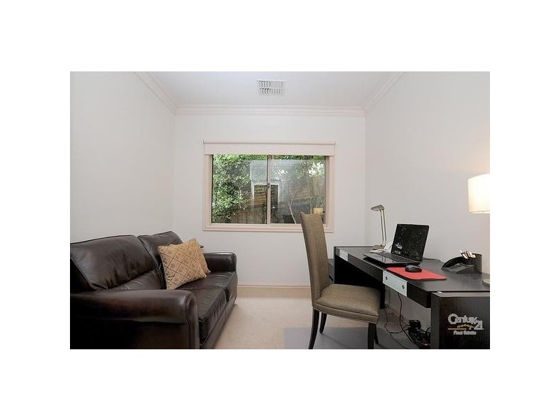 5 Sweetfern Dell, Frankston South VIC 3199