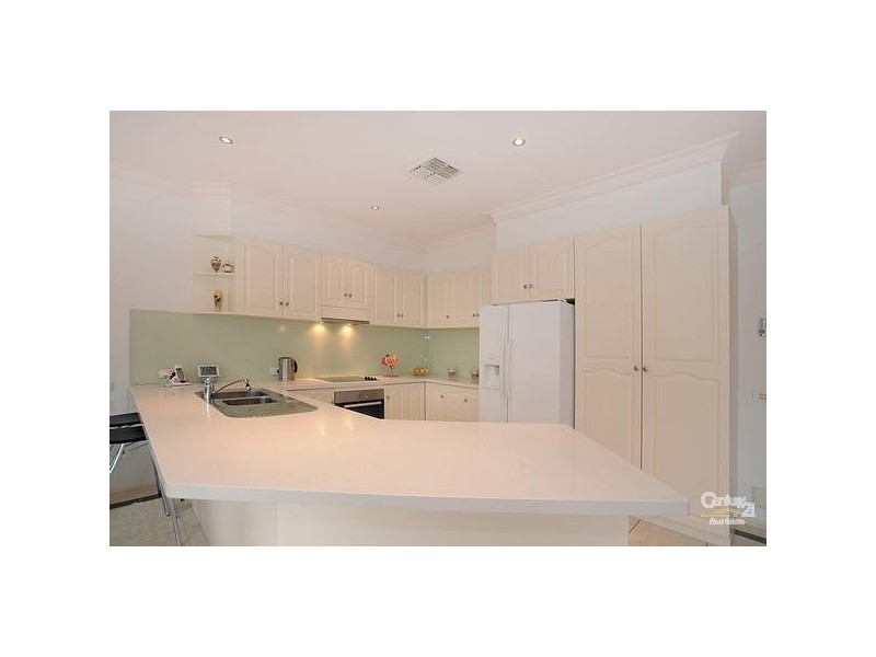 5 Sweetfern Dell, Frankston South VIC 3199