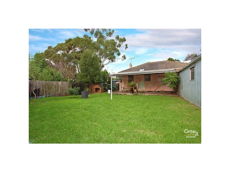 41 Pine Street, Frankston North VIC 3200
