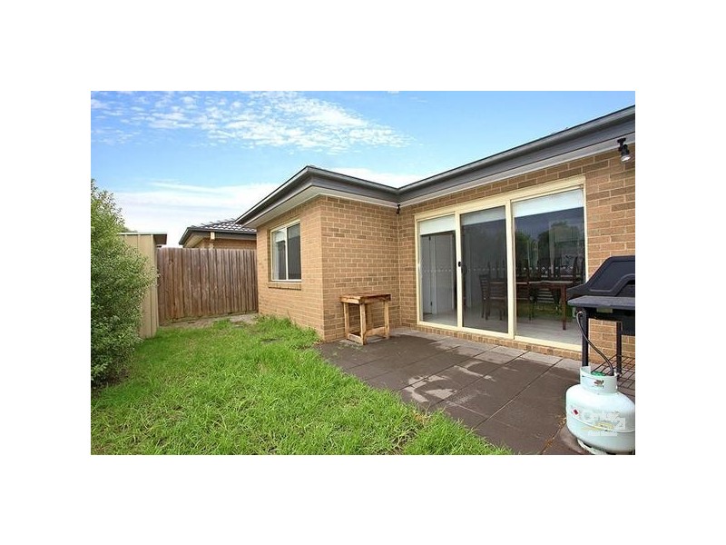 20/64 Potts Road, Langwarrin VIC 3910