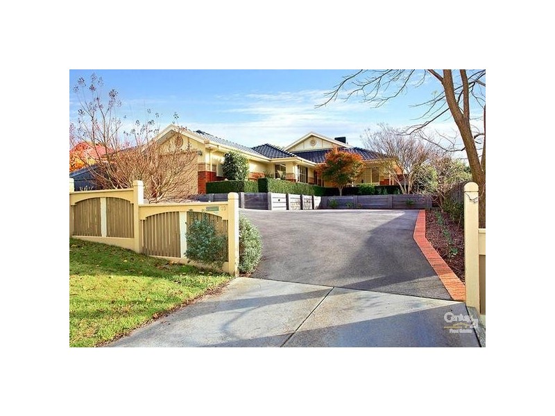 13 Ash Grove North, Langwarrin VIC 3910