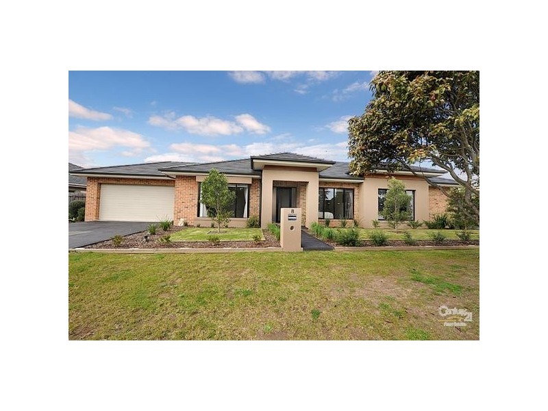 8 Moorgate Avenue, Mount Eliza VIC 3930