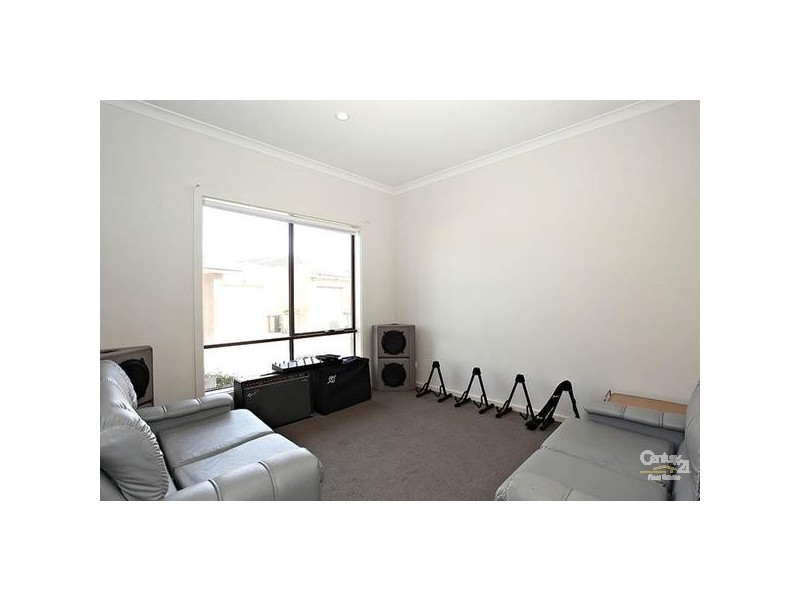 16/28 Potts Road, Langwarrin VIC 3910