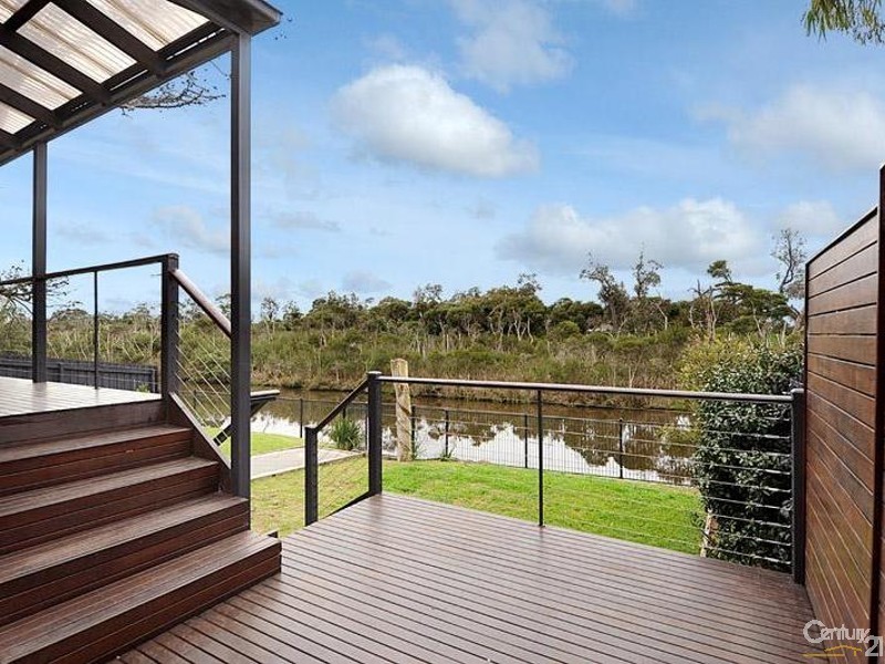 228 Nepean Highway, Seaford VIC 3198