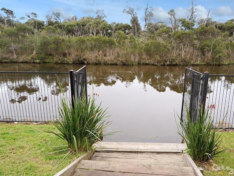 228 Nepean Highway, Seaford VIC 3198