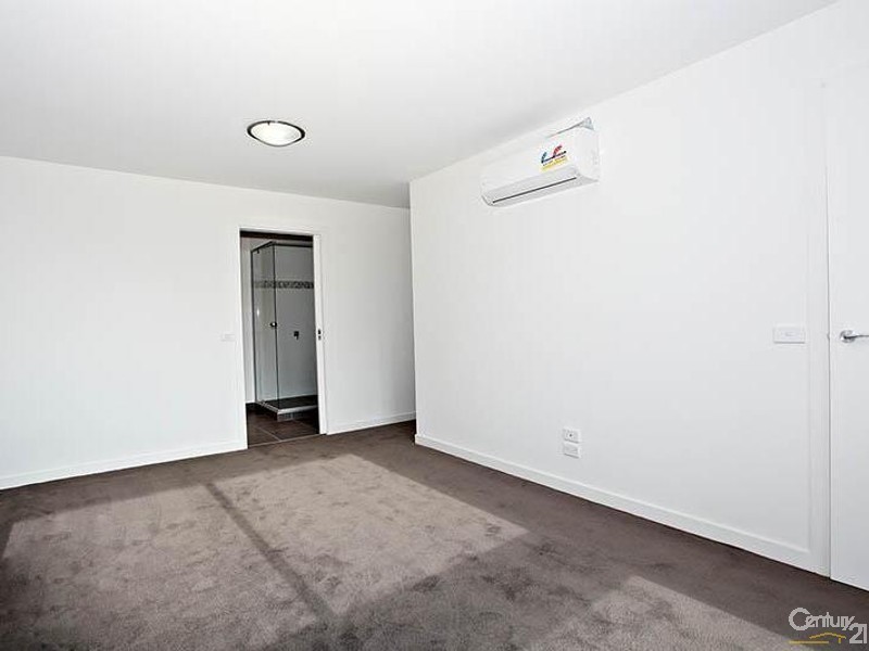 2 Clendon Close, Mount Eliza VIC 3930