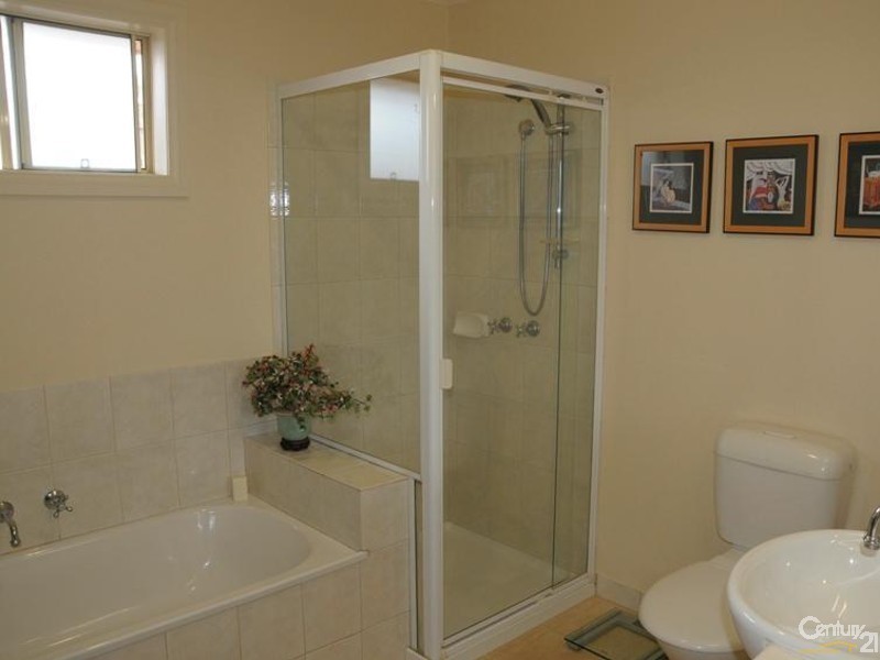 1/9 Michael Court, Seaford VIC 3198