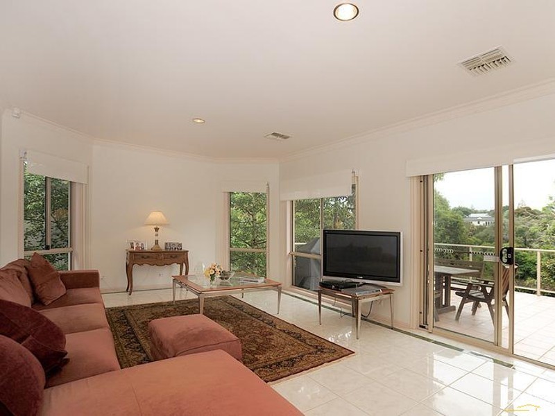 5 Sweetfern Dell, Frankston South VIC 3199