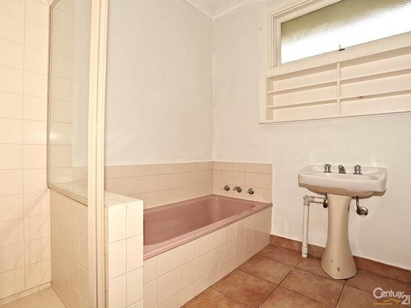 28 Heatherhill Road, Frankston VIC 3199