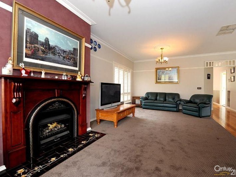 8 Heathwren Close, Frankston South VIC 3199