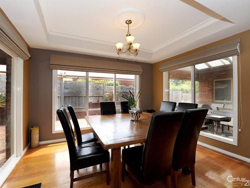 8 Heathwren Close, Frankston South VIC 3199