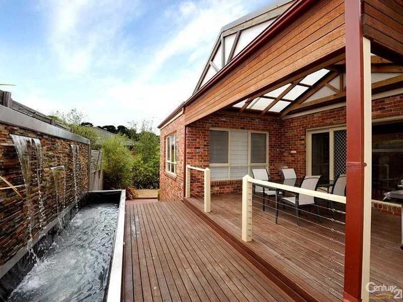 8 Heathwren Close, Frankston South VIC 3199