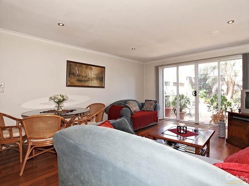 1/267 Nepean Highway, Seaford VIC 3198