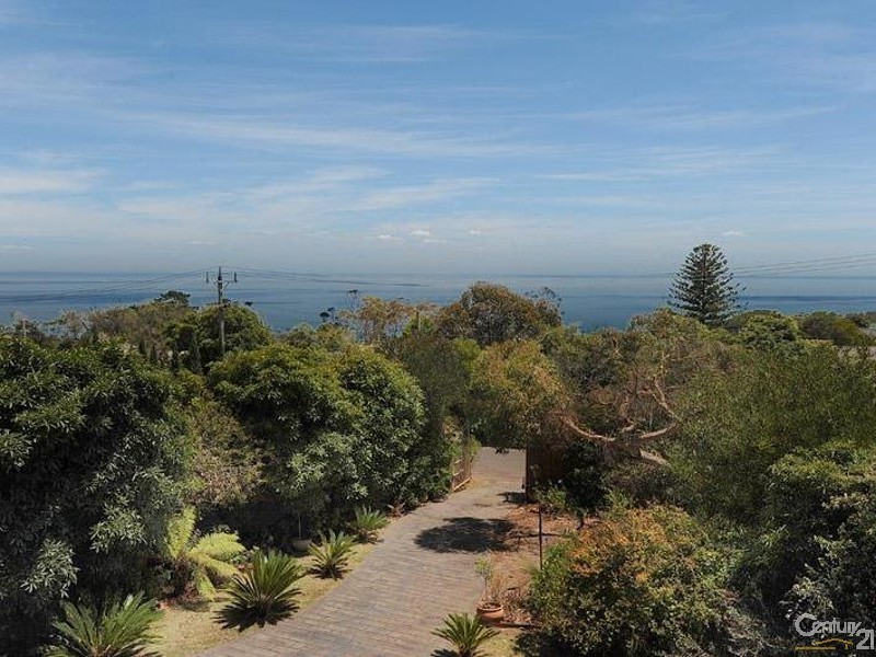 4 Matong Road, Mount Eliza VIC 3930
