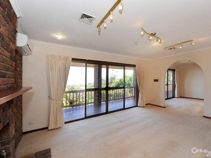 4 Matong Road, Mount Eliza VIC 3930