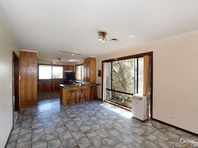 4 Matong Road, Mount Eliza VIC 3930