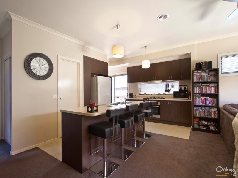 2/36 McComb Boulevard, Frankston South VIC 3199