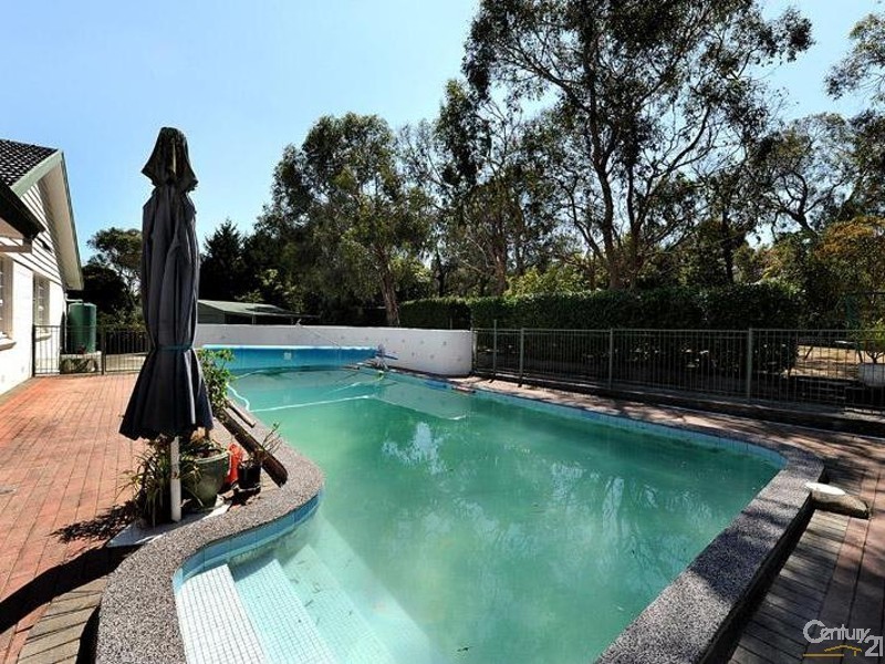 151 Baden Powell Drive, Mount Eliza VIC 3930