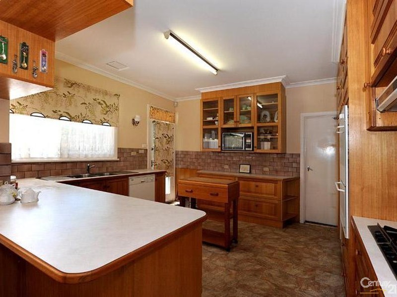 151 Baden Powell Drive, Mount Eliza VIC 3930