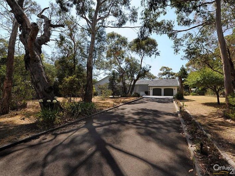 151 Baden Powell Drive, Mount Eliza VIC 3930