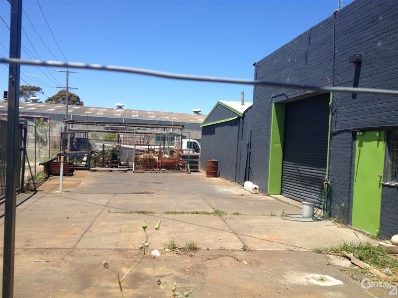 8-10 Gray Street, Seaford VIC 3198